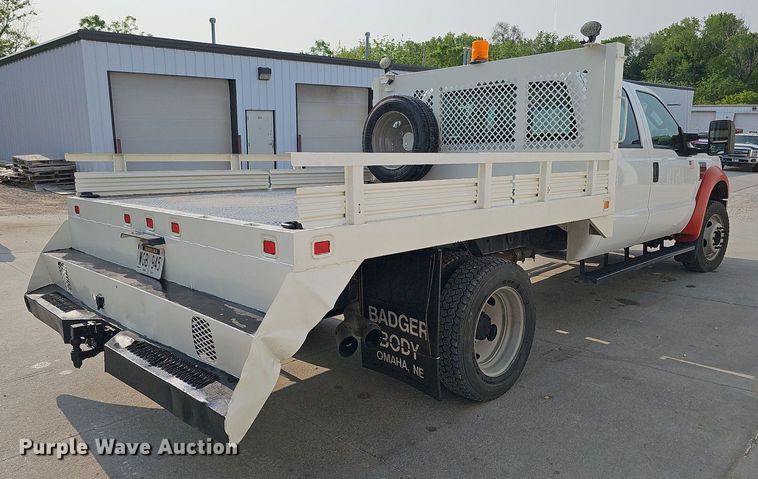 image for item DO4400 2008 Ford F550 Super Duty XL  Crew Cab flatbed truck