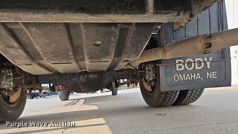 image for item DO4400 2008 Ford F550 Super Duty XL  Crew Cab flatbed truck