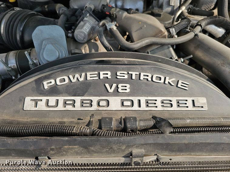 image for item DO4400 2008 Ford F550 Super Duty XL  Crew Cab flatbed truck