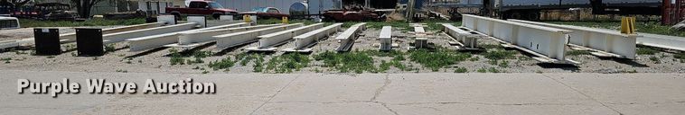 image for item DO4406 (12) I-beams