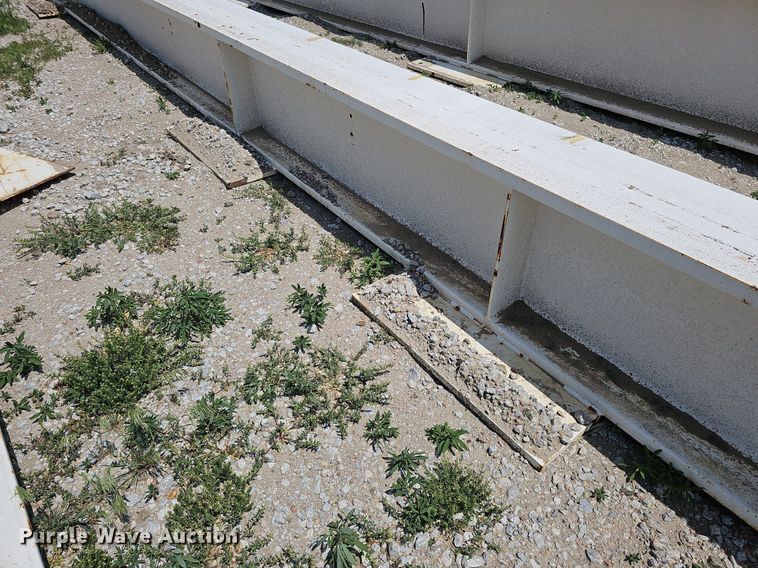 image for item DO4406 (12) I-beams