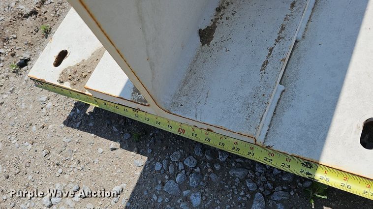 image for item DO4406 (12) I-beams