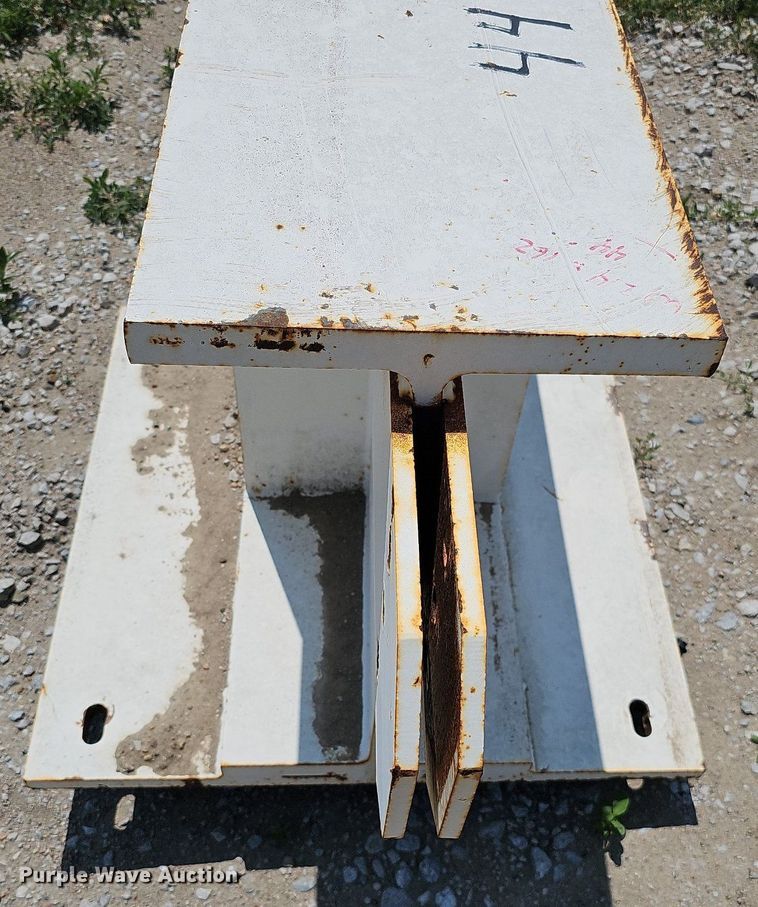 image for item DO4406 (12) I-beams