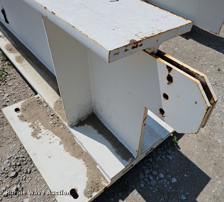 image for item DO4406 (12) I-beams