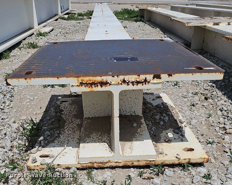 image for item DO4406 (12) I-beams