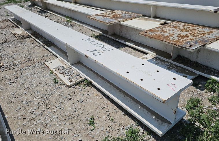 image for item DO4406 (12) I-beams