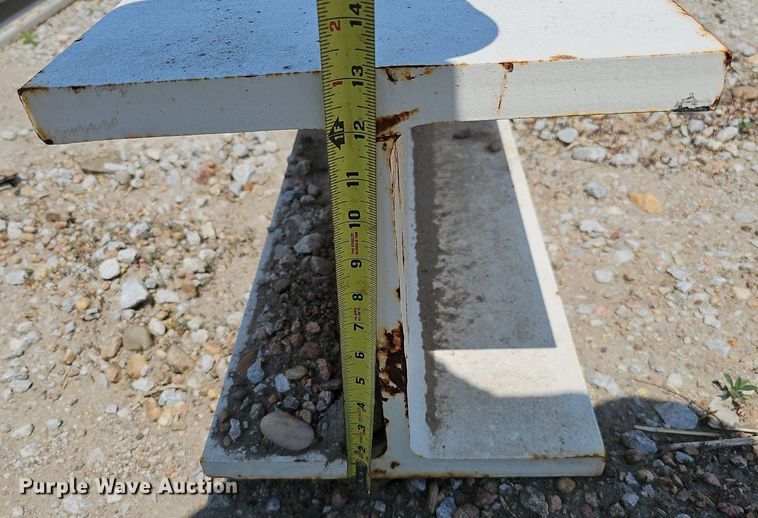 image for item DO4406 (12) I-beams