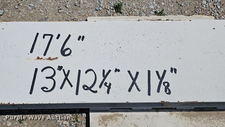 image for item DO4406 (12) I-beams