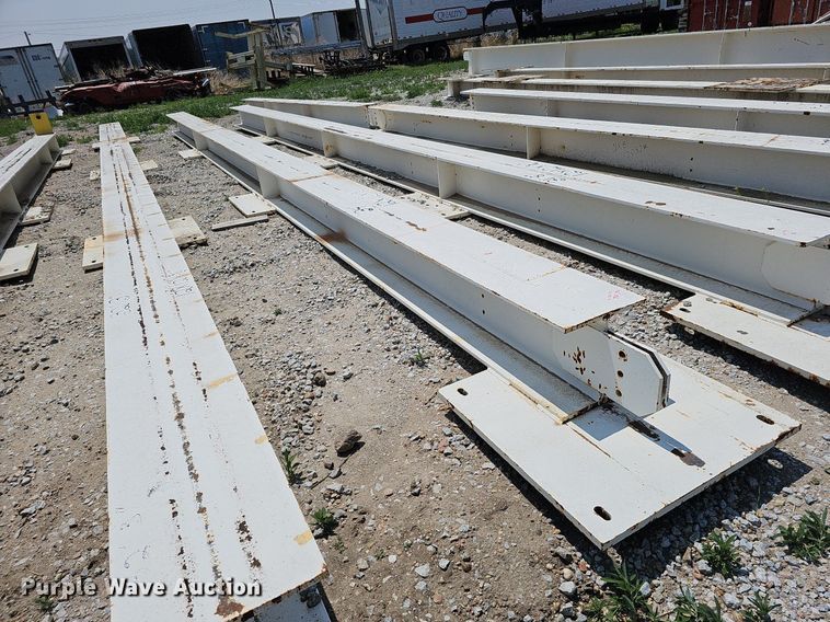 image for item DO4406 (12) I-beams