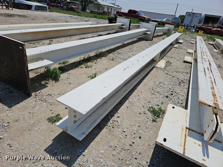 image for item DO4406 (12) I-beams