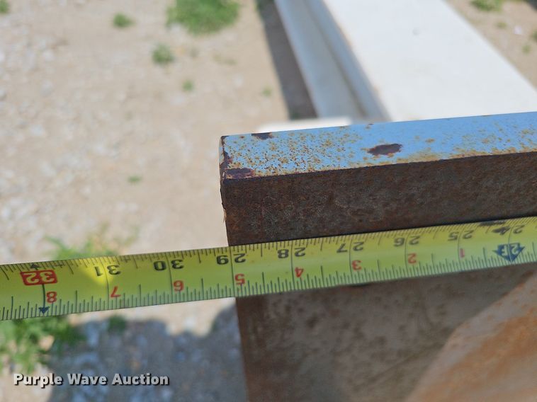 image for item DO4406 (12) I-beams