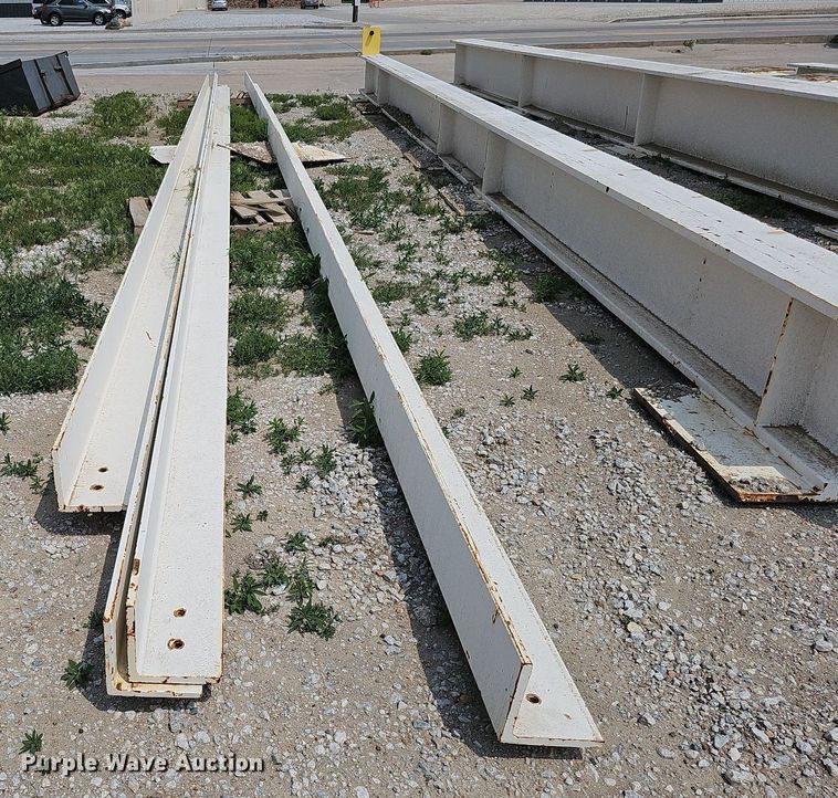 image for item DO4407 (4) pieces of angle iron