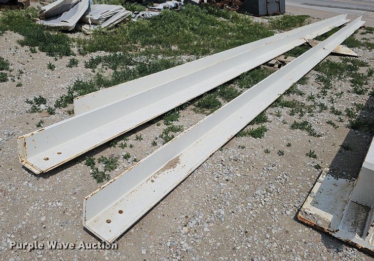 image for item DO4407 (4) pieces of angle iron