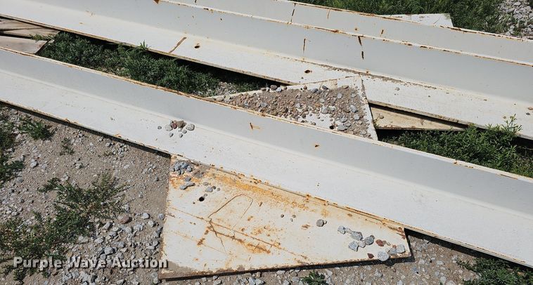 image for item DO4407 (4) pieces of angle iron