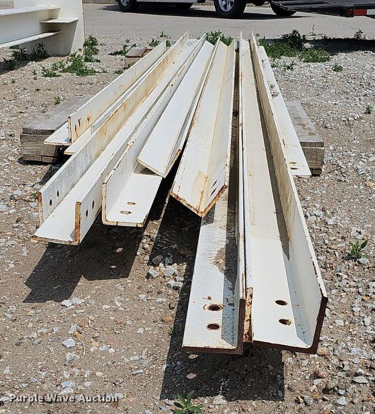 image for item DO4408 (14) pieces of angle iron