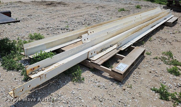 image for item DO4408 (14) pieces of angle iron