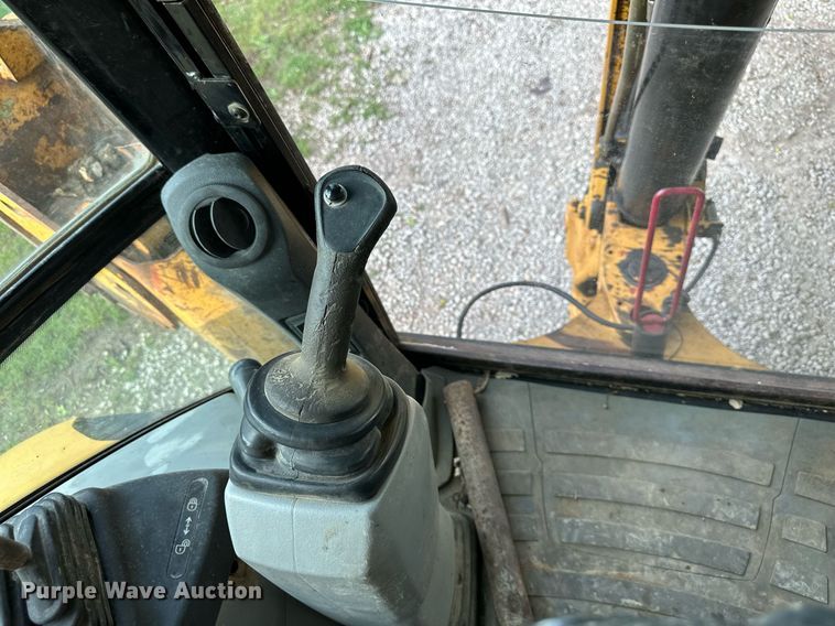 image for item DO5022 2006 Caterpillar 420E IT  backhoe