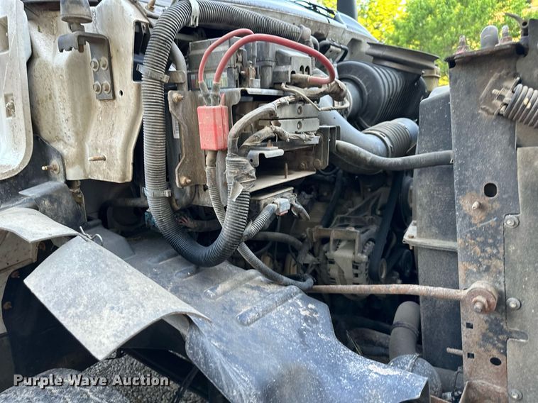 image for item DO5023 2006 GMC C6500  dump truck