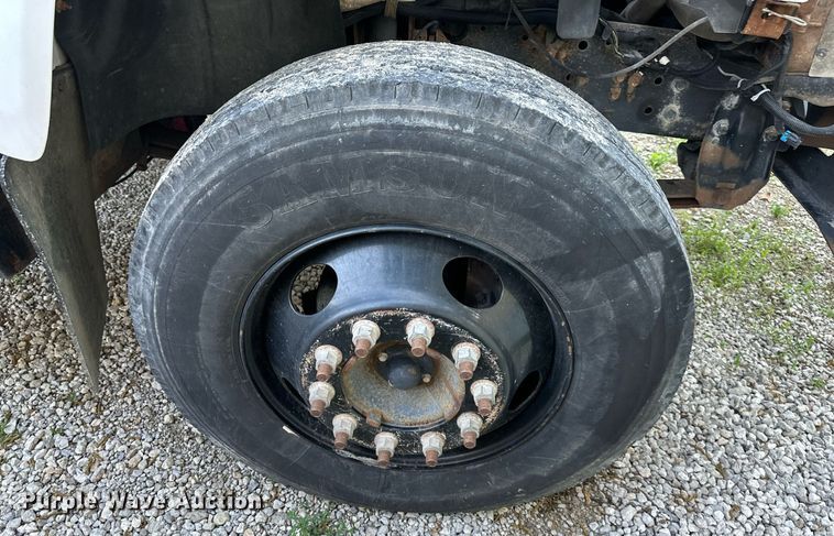 image for item DO5023 2006 GMC C6500  dump truck