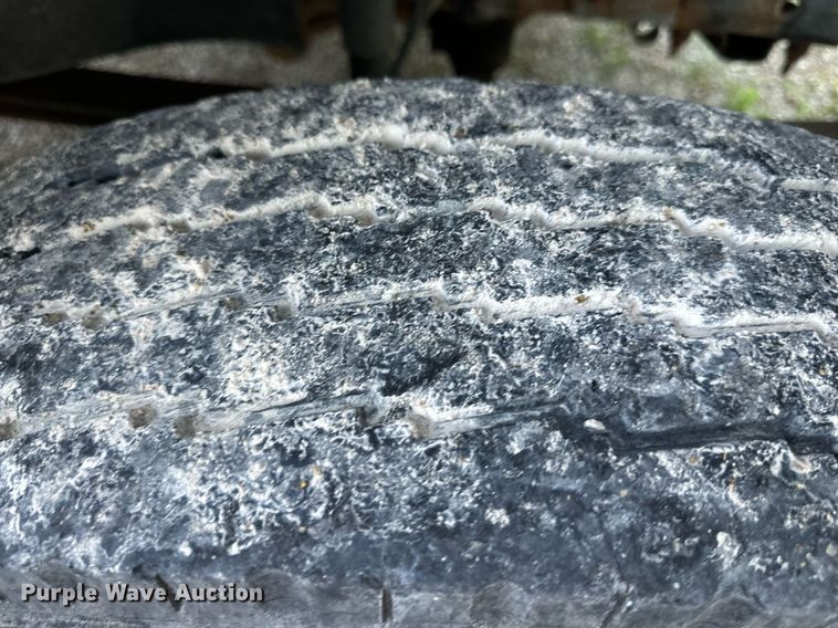 image for item DO5023 2006 GMC C6500  dump truck