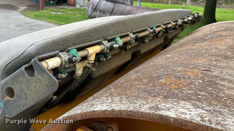 image for item DP3151 2012 Volvo DD118HF  double drum vibratory roller