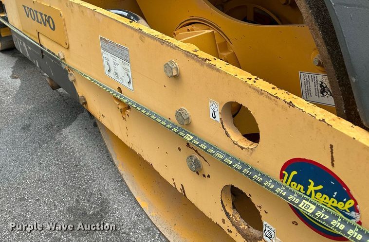 image for item DP3151 2012 Volvo DD118HF  double drum vibratory roller