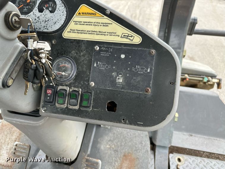 image for item DP3151 2012 Volvo DD118HF  double drum vibratory roller