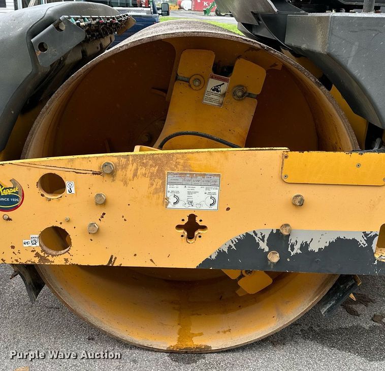 image for item DP3151 2012 Volvo DD118HF  double drum vibratory roller