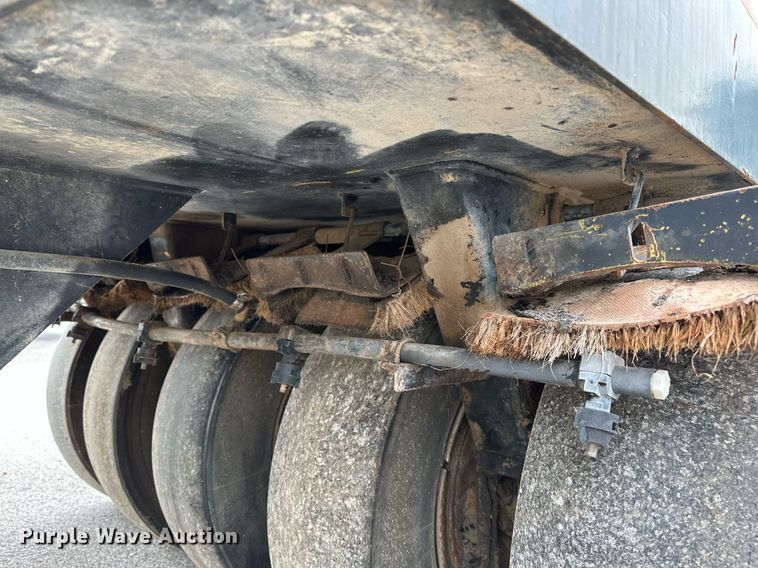 image for item DP3152 2000 Hypac C530AH  pneumatic roller