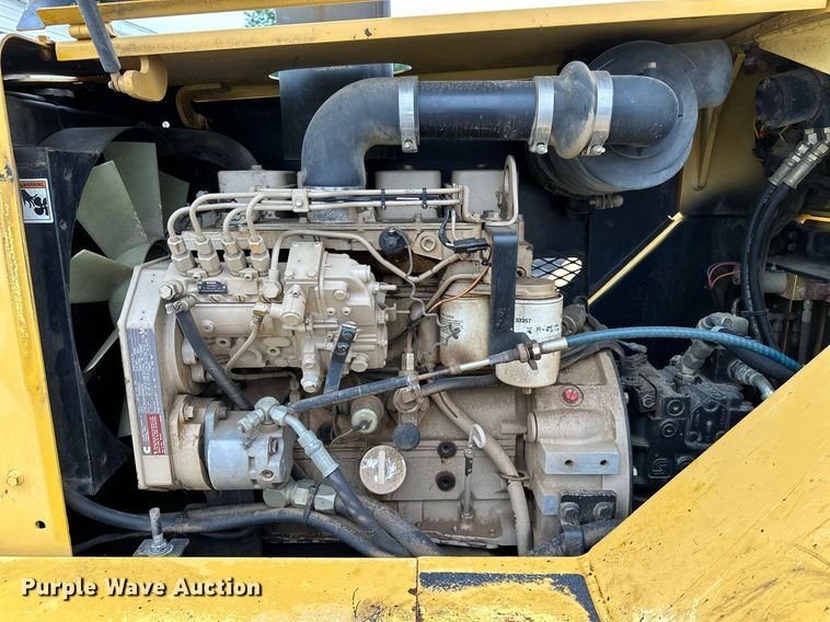 image for item DP3152 2000 Hypac C530AH  pneumatic roller