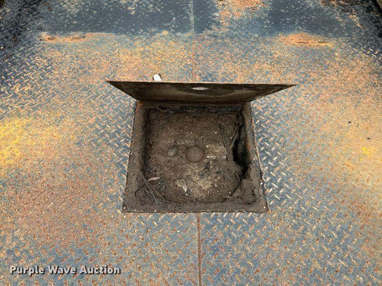 image for item DP3153 2013 GMC Sierra 3500HD  Crew Cab flatbed pickup truck