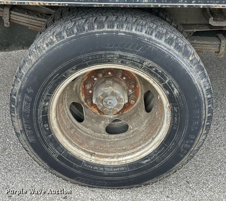 image for item DP3153 2013 GMC Sierra 3500HD  Crew Cab flatbed pickup truck