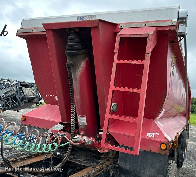 image for item DP3154 2008 Hilbilt Mongoose  end dump trailer