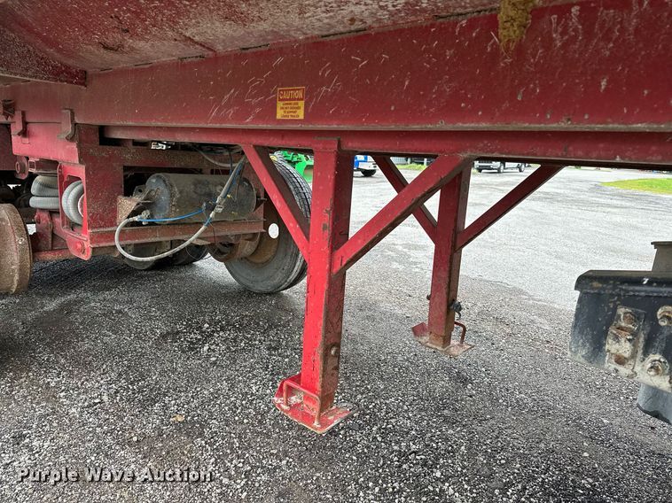 image for item DP3154 2008 Hilbilt Mongoose  end dump trailer