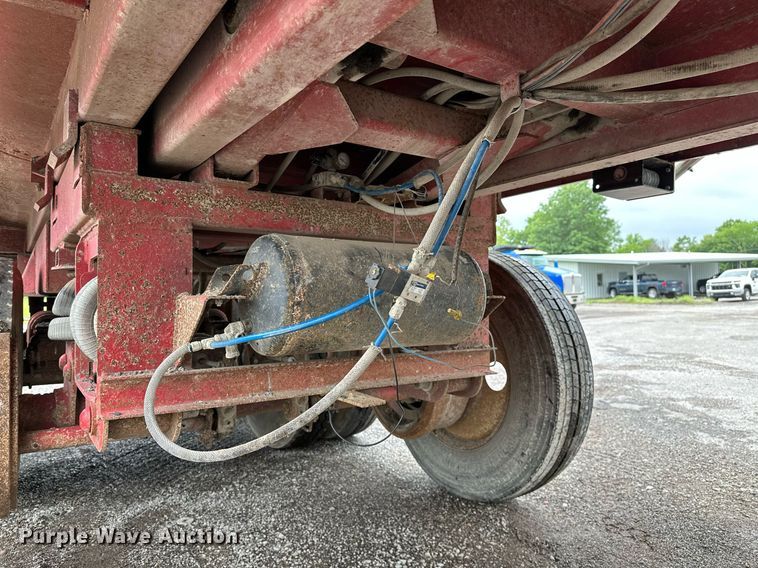 image for item DP3154 2008 Hilbilt Mongoose  end dump trailer