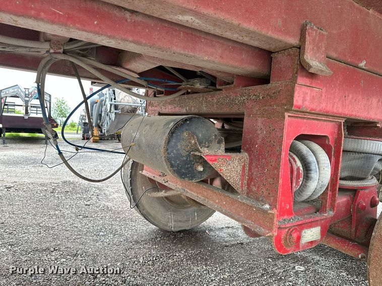 image for item DP3154 2008 Hilbilt Mongoose  end dump trailer