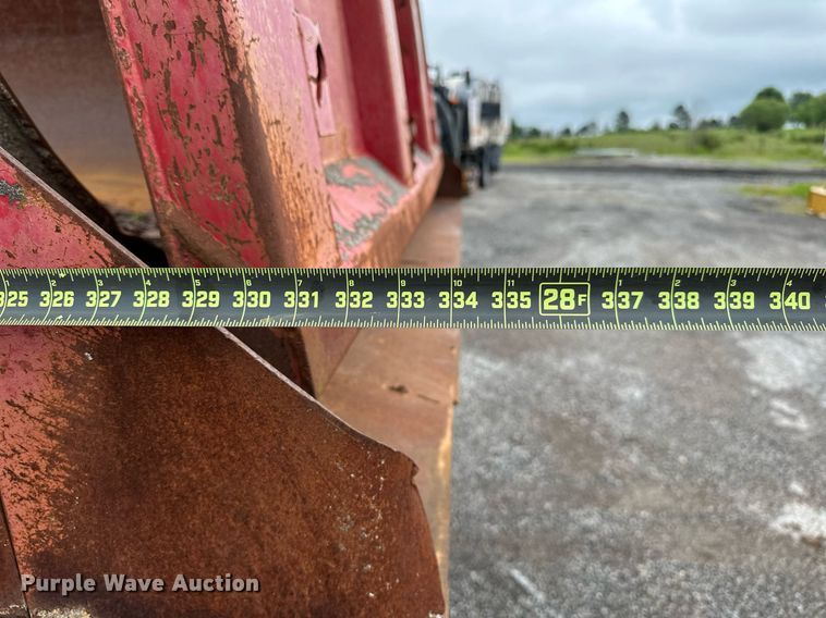 image for item DP3154 2008 Hilbilt Mongoose  end dump trailer