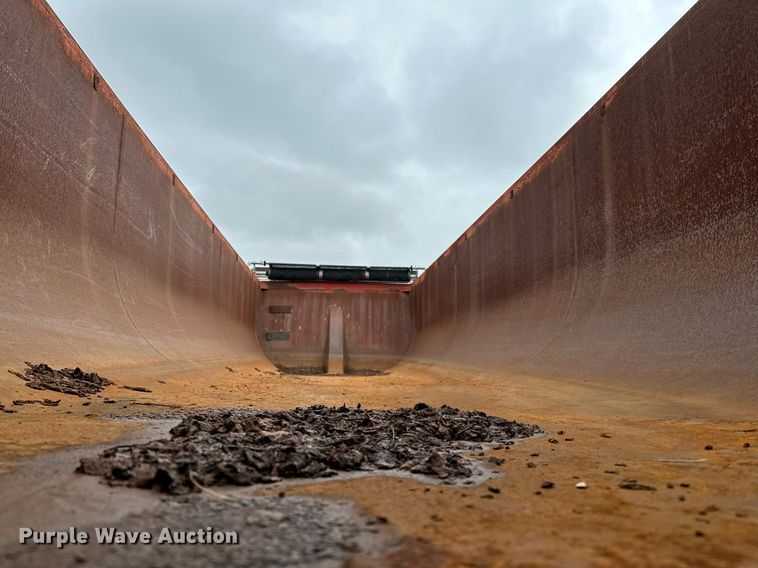 image for item DP3154 2008 Hilbilt Mongoose  end dump trailer