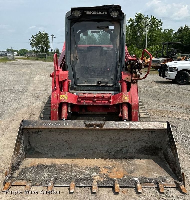 image for item DP3164 2019 Takeuchi TL12V2  tracked skid steer loader