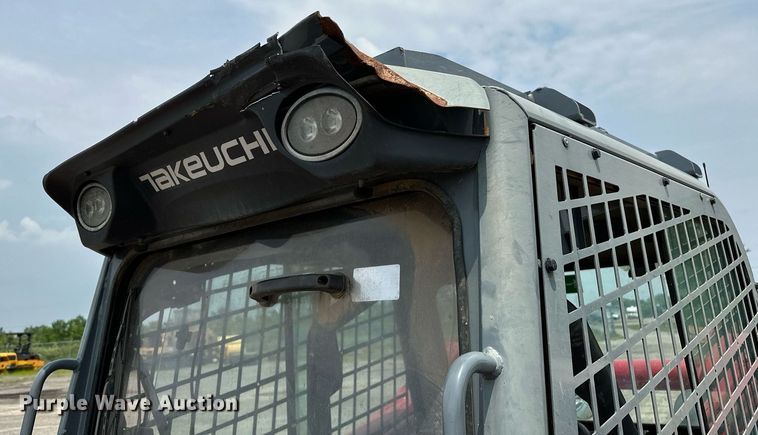 image for item DP3164 2019 Takeuchi TL12V2  tracked skid steer loader