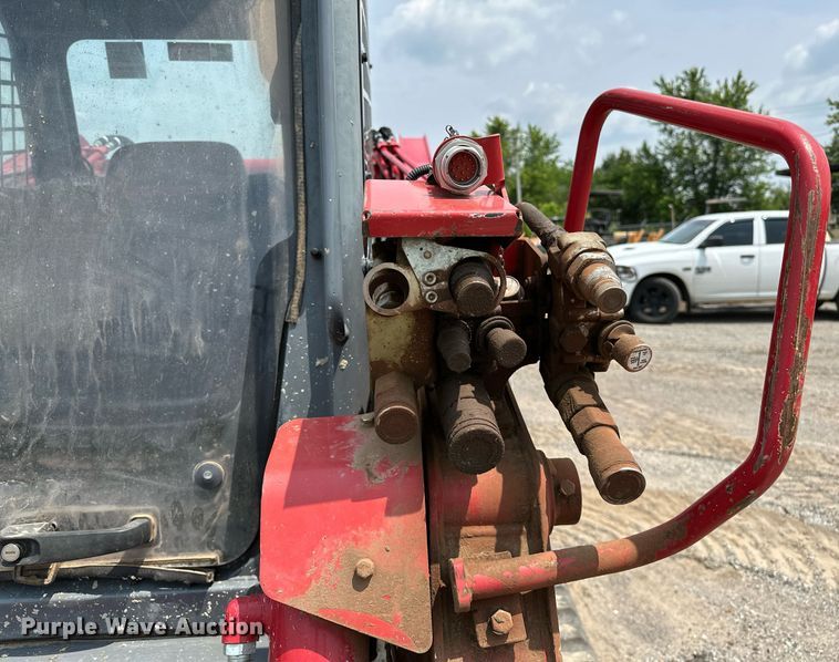 image for item DP3164 2019 Takeuchi TL12V2  tracked skid steer loader