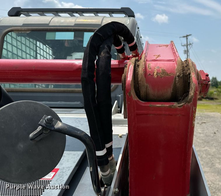 image for item DP3164 2019 Takeuchi TL12V2  tracked skid steer loader