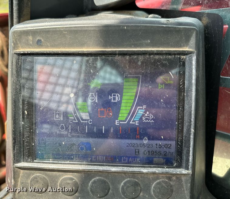 image for item DP3164 2019 Takeuchi TL12V2  tracked skid steer loader