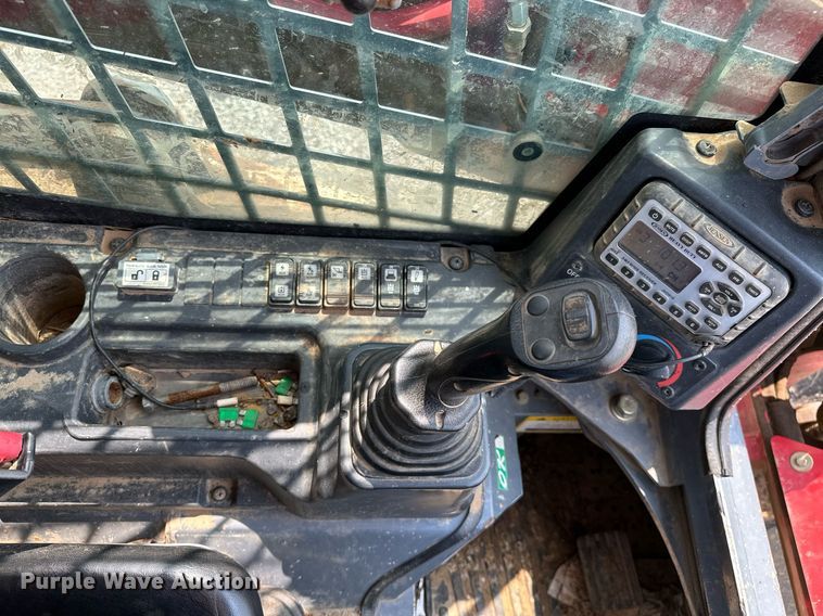 image for item DP3164 2019 Takeuchi TL12V2  tracked skid steer loader