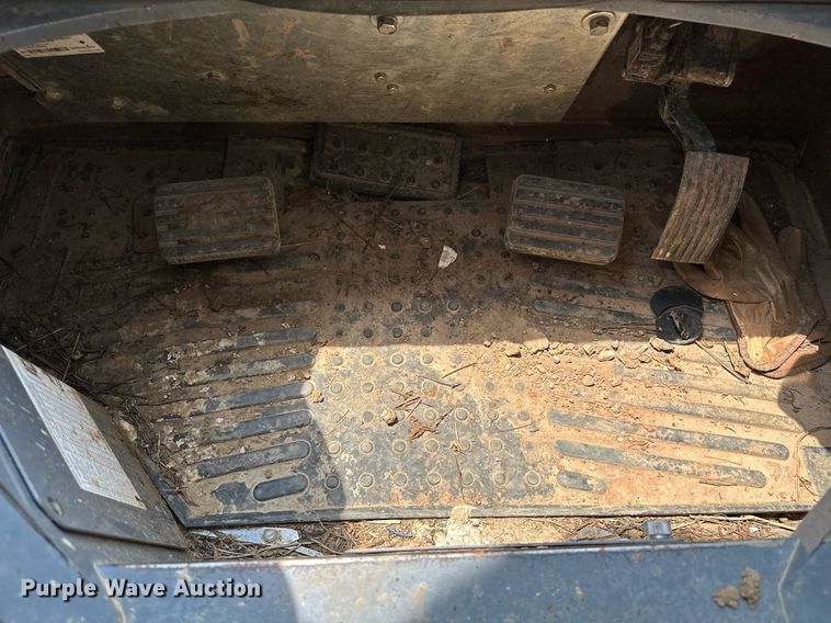 image for item DP3164 2019 Takeuchi TL12V2  tracked skid steer loader