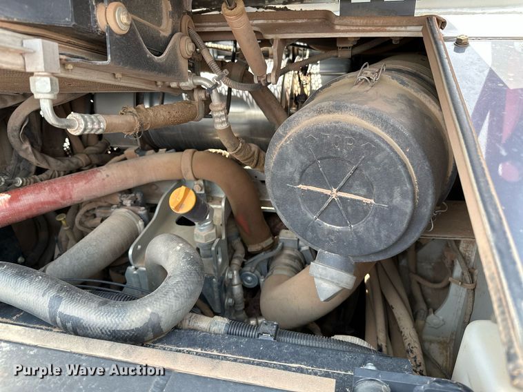 image for item DP3164 2019 Takeuchi TL12V2  tracked skid steer loader