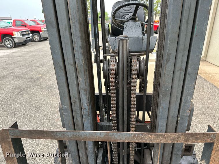 image for item DP3165 Nissan 50  forklift