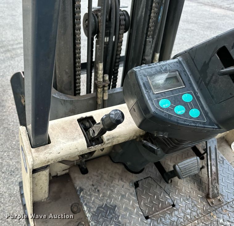 image for item DP3165 Nissan 50  forklift