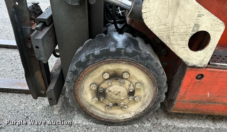 image for item DP3165 Nissan 50  forklift