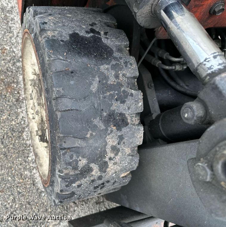 image for item DP3165 Nissan 50  forklift